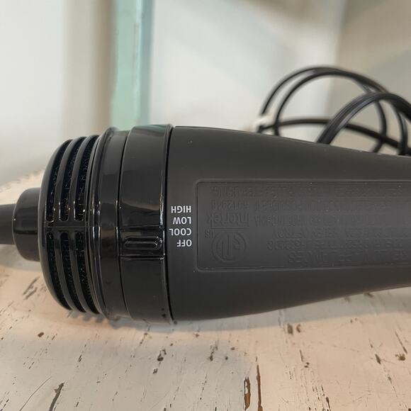 Revlon One-Step Hair Dryer & Volumizer Copper Smooth Edition Styler TESTED - Picture 4 of 8